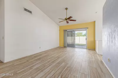 5538 W Fallen Leaf Lane, Glendale, AZ 85310 - Photo 11