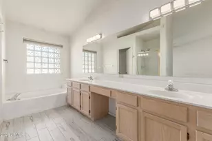 5538 W Fallen Leaf Ln, Glendale, AZ 85310 - Photo 21