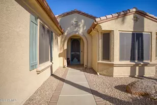 18717 N Clover Ct, Surprise, AZ 85387 - Photo 5