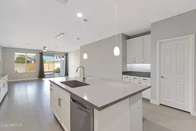 14396 W Wethersfield Road, Surprise, AZ 85379 - Photo 11