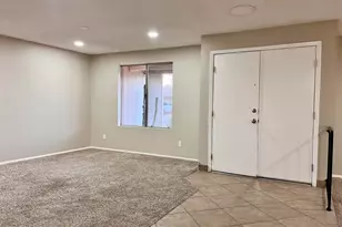 11625 S Mohave St, Phoenix, AZ 85044 - Photo 3