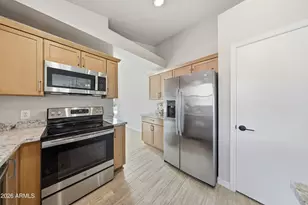 8008 W Krall St, Glendale, AZ 85303 - Photo 7