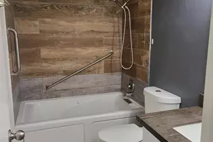 11026 N 28th Dr, Phoenix, AZ 85029 - Photo 7