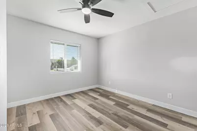 7922 W Clayton Drive, Phoenix, AZ 85033 - Photo 17