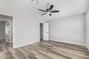 7922 W Clayton Dr, Phoenix, AZ 85033 - Photo 11