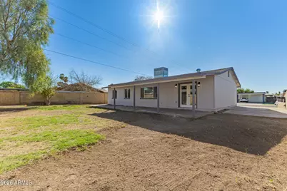 7922 W Clayton Drive, Phoenix, AZ 85033 - Photo 5