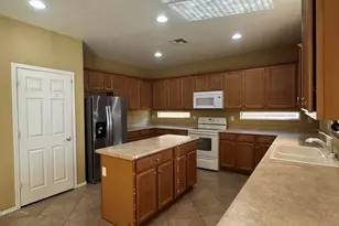 17017 W Limestone Dr, Surprise, AZ 85374 - Photo 5