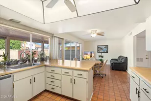 8414 E Stella Ln, Scottsdale, AZ 85250 - Photo 7