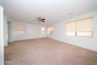 562 N Kimberlee Way, Chandler, AZ 85225 - Photo 15