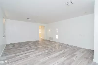 562 N Kimberlee Way, Chandler, AZ 85225 - Photo 9