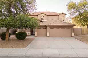 562 N Kimberlee Way, Chandler, AZ 85225 - Photo 1