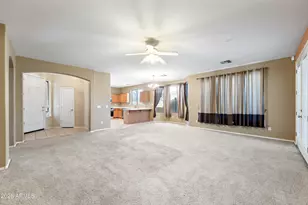 10870 W Chase Ln, Avondale, AZ 85323 - Photo 3