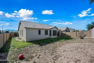 10870 W Chase Ln, Avondale, AZ 85323 - Photo 25