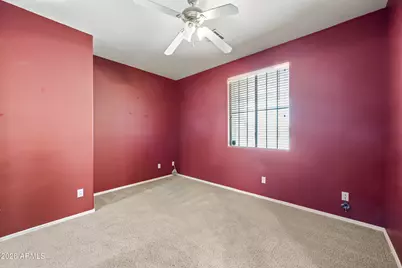 10870 W Chase Lane, Avondale, AZ 85323 - Photo 11