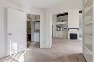 2206 W Beaubien Dr, Phoenix, AZ 85027 - Photo 17