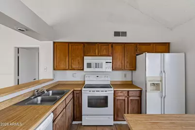 2206 W Beaubien Drive, Phoenix, AZ 85027 - Photo 13