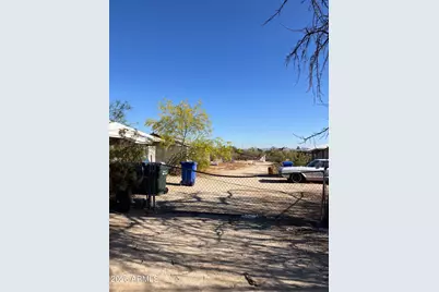 2138 E Desert Lane #20, Phoenix, AZ 85042 - Photo 3