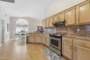 26421 S Howard Dr, Sun Lakes, AZ 85248 - Photo 11