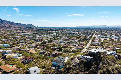 1402 E Las Palmaritas Drive, Phoenix, AZ 85020 - Photo 73