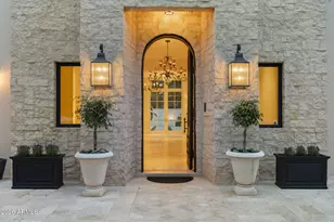 5402 E Exeter Blvd, Phoenix, AZ 85018 - Photo 3