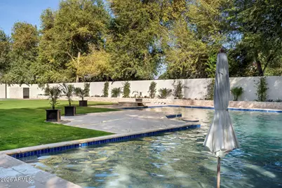 5402 E Exeter Boulevard, Phoenix, AZ 85018 - Photo 9