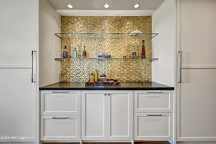 7181 E Camelback Rd, Scottsdale, AZ 85251 - Photo 17