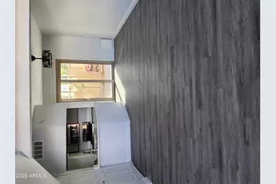 4240 N Longview Avenue #9, Phoenix, AZ 85014 - Photo 3
