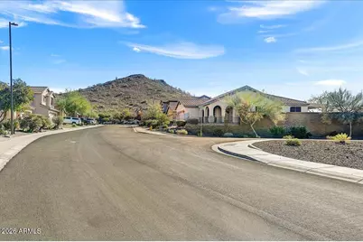 3824 W Desert Creek Lane, Phoenix, AZ 85086 - Photo 3