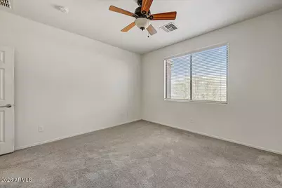 3824 W Desert Creek Lane, Phoenix, AZ 85086 - Photo 15