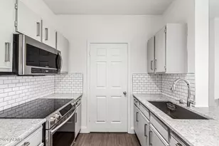 5345 E Van Buren St, Phoenix, AZ 85008 - Photo 11