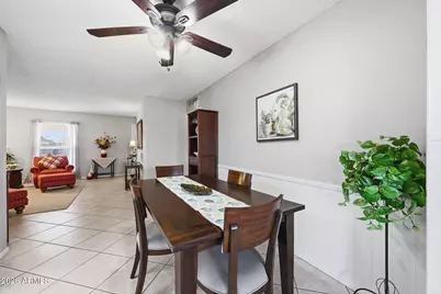 10915 W El Capitan Circle, Sun City, AZ 85351 - Photo 11