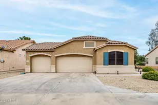 17903 N Windfall Dr, Surprise, AZ 85374 - Photo 5