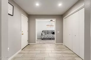 9822 W Pebble Beach Dr, Sun City, AZ 85351 - Photo 11