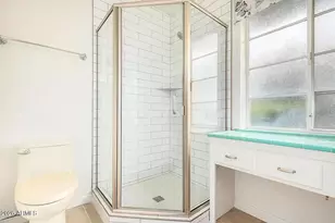 4577 E Calle Ventura, Phoenix, AZ 85018 - Photo 15