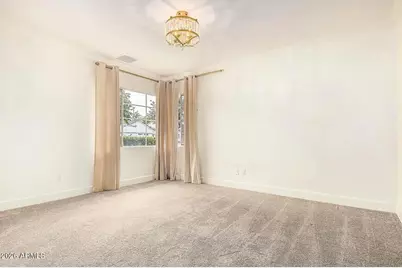 4577 E Calle Ventura --, Phoenix, AZ 85018 - Photo 13