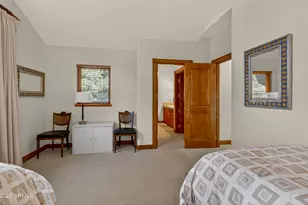 1313 Godfrey Sykes, Flagstaff, AZ 86005 - Photo 33