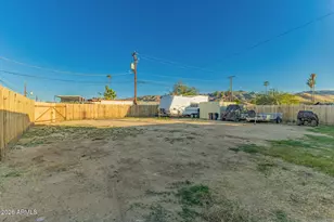 9215 S 7th Ave, Phoenix, AZ 85041 - Photo 21