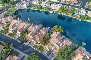 517 S Marina Dr, Gilbert, AZ 85233 - Photo 9