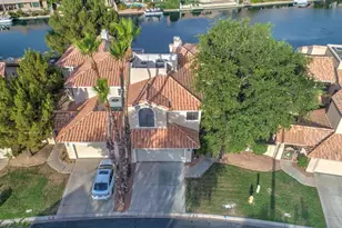 517 S Marina Dr, Gilbert, AZ 85233 - Photo 15