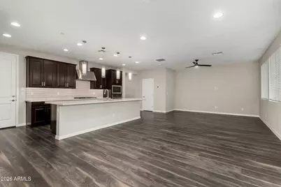 1861 S Follett Way, Gilbert, AZ 85295 - Photo 9