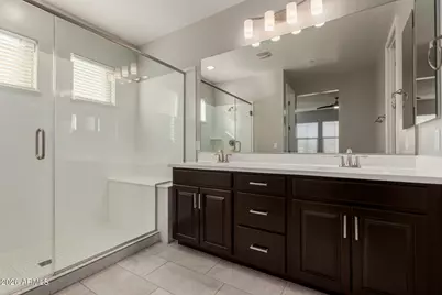 1861 S Follett Way, Gilbert, AZ 85295 - Photo 17