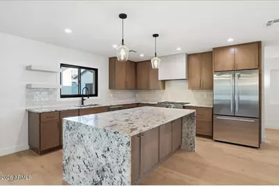 4515 N 35th Street, Phoenix, AZ 85018 - Photo 9