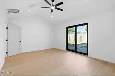 4515 N 35th Street, Phoenix, AZ 85018 - Photo 17