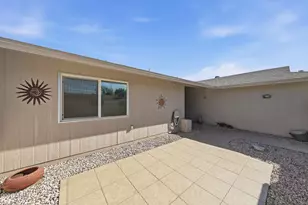 19225 N Sombrero Circle, Sun City, AZ 85373 - Photo 9