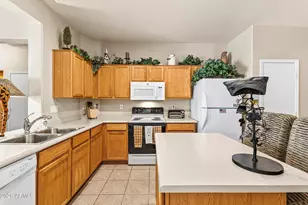 40635 N Key Ln, Anthem, AZ 85086 - Photo 11