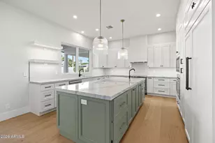 4030 N 54th Pl, Phoenix, AZ 85018 - Photo 15