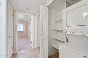 8543 E Belleview St, Scottsdale, AZ 85257 - Photo 11