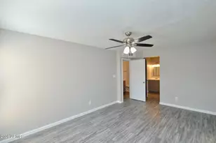 645 N Arrowhead Dr, Chandler, AZ 85224 - Photo 11
