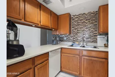 1832 N 52nd Street #104, Phoenix, AZ 85008 - Photo 5