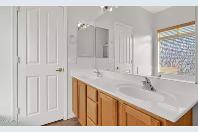 7520 W Southgate Avenue, Phoenix, AZ 85043 - Photo 33